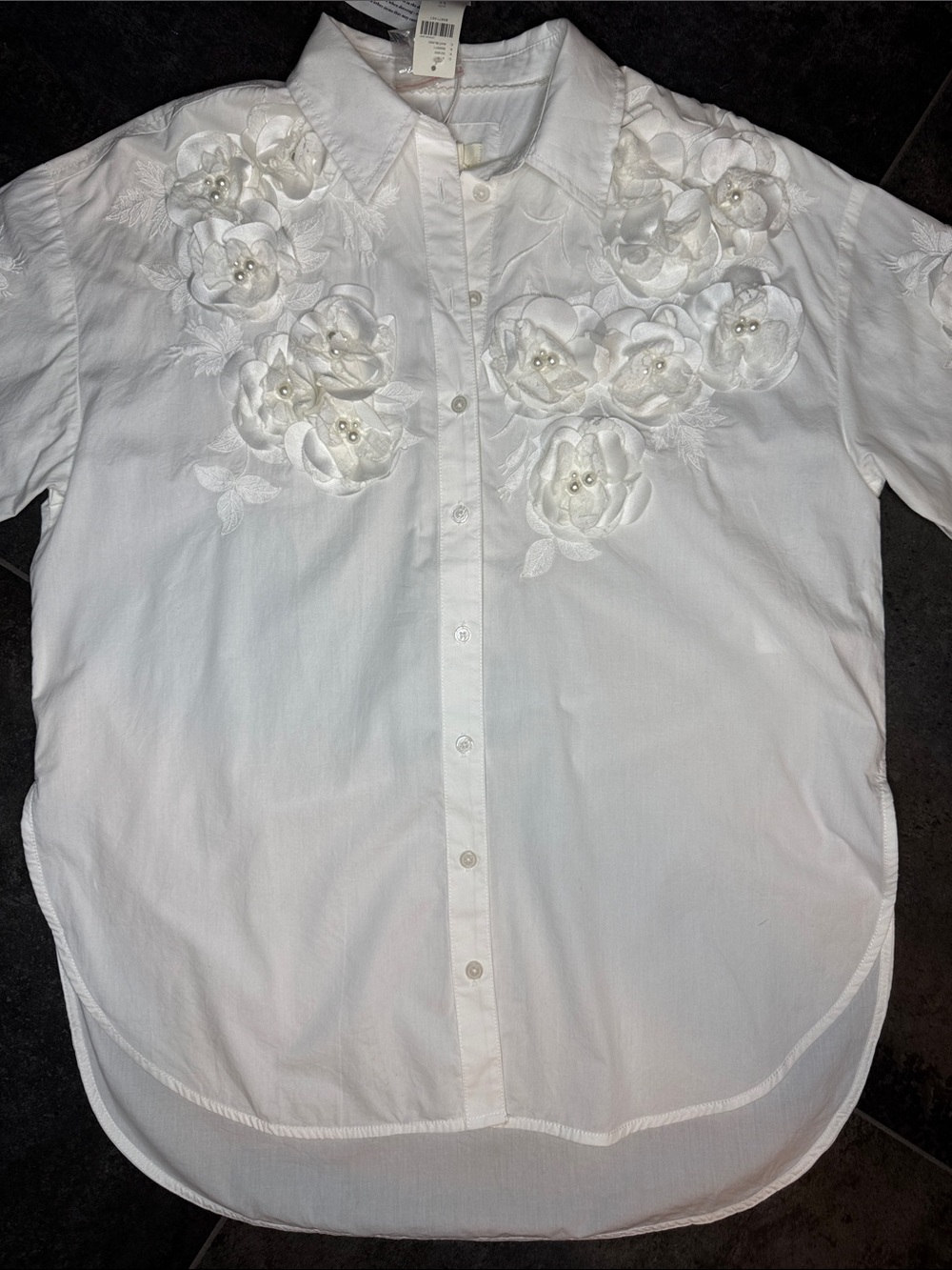 Anthropologie Maeve Bennet Buttondown 3D Floral Appliqué Shirt Fits Larger - Picture 6 of 17